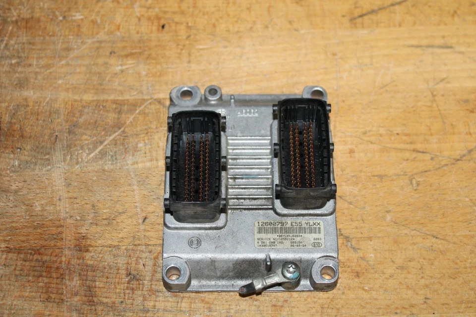 Cadillac CTS 2004 2007 motor de 3,6 L computadora ecu ecm fabricante de equipos originales # 12600797 E55 Ylxx Foto 3 de 4