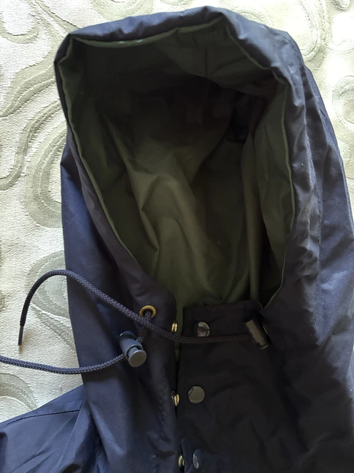 ABRIGO DE LLUVIA HARVARD CREMALLERA COMPLETA Y BROCHE DE PRESIÓN XXL AZUL MARINO CHAQUETA CAPUCHA CHARLES RIVER Foto 4 de 4