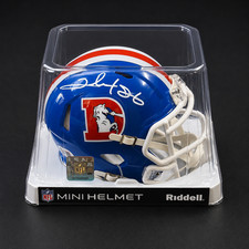 2015 Leaf Autographed Mini-Helmet Football 19