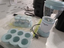 NutriBullet Baby Electric Blender Set with Storage Cups Silicone Tray