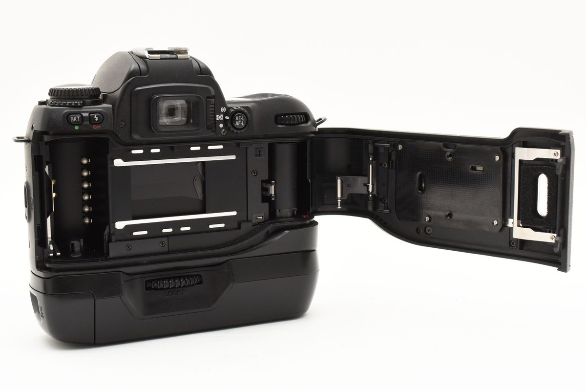 Nikon F80S MB-16付き NIKON ニコンF80ボディ +バッテリーケースMB-16付 - メルカリ