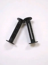 2 Empty Plastic 120 / 220 Film Spools for Medium Format Cameras