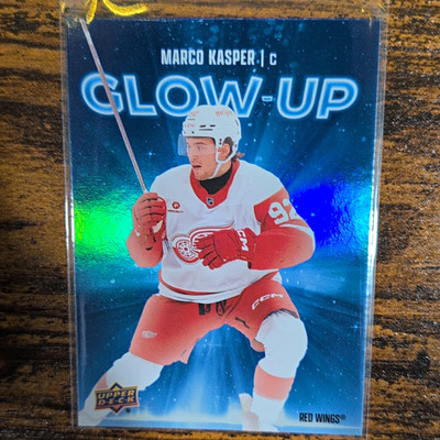 2025-26 Upper Deck Series 2 - Glow-Up Marco Kasper #GU-1