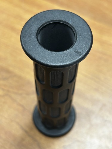 NEW OEM Yamaha Handle Grip EW2-61553-00 1990-2024 Super Jet Blaster, Raider - Foto 3 di 4