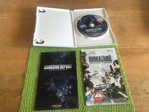 BIOHAZARD 1 0 4 Umbrella The Darkside Chronicles Collector's Pack Nintendo Wii - Picture 13 of 20