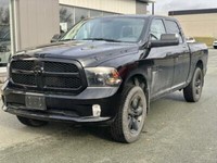 RAM 1500 Classic Express cabine d'équipe 4x4 caisse de 5 pi 7 po 2019 à vendre