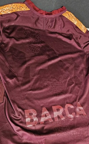 NIKE Aeroswift Gold FC BARCELONA FOOTBALL Soccer SHIRT 2017-2018 Mens S NWOT - Picture 6 of 10