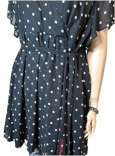 Disney x Torrid Minnie Mouse Dress Women’s Size 30 Black White Polka Dot - Picture 5 of 9