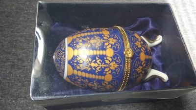 Vintage Porcelain Egg Jewelry Trinket Storage Box Blue Gold White