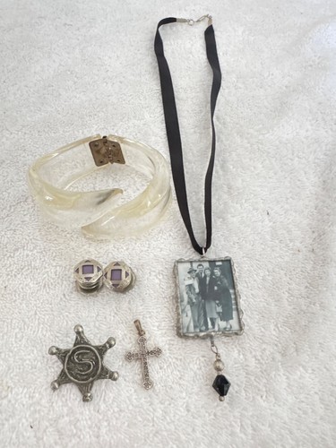 LOT Cross ART DECO ERA FAMILY PHOTO Necklace LUCITE BRACELET cufflinks =S BADGE! - Picture 3 of 7