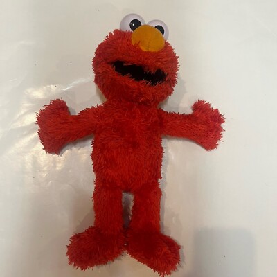 Tickle Me Elmo Sesame Street Red Plush Toy Hasbro Laughs Shakes Smoke Free Works