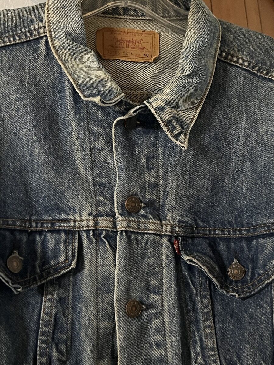 Vintage Levis Denim Trucker Jean Jacket Size 48 Made in USA Vintage Levis Denim Trucker Jean Jacket Size 48 Made in USA