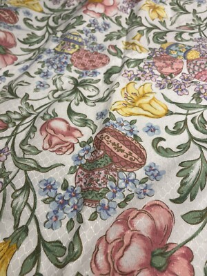 Vtg 90 s Easter Egg Lily Flowers Floral Tablecloth Oval 58x80  - EUC LNC
