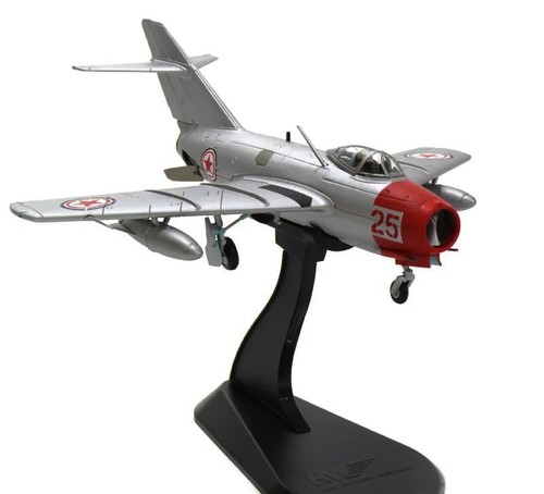 MIG-15BIS RED 25 CPVAF D.P.R.K 1950'S - HOBBY MASTER HA2418 1/72 - Picture 2 of 9