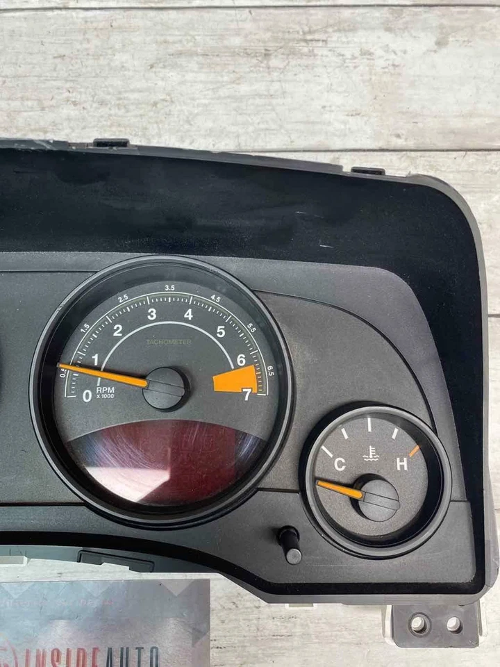 Jeep Compass 2014 cuadro de instrumentos velocímetro OEM 56054258AE sin cubierta frontal Foto 4 de 4