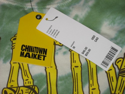 CHINATOWN MARKET MEN'S MEDIUM MULTI-COLOR TROPICAL T-SHIRT BRAND NEW WITH TAGS - Picture 4 of 6
