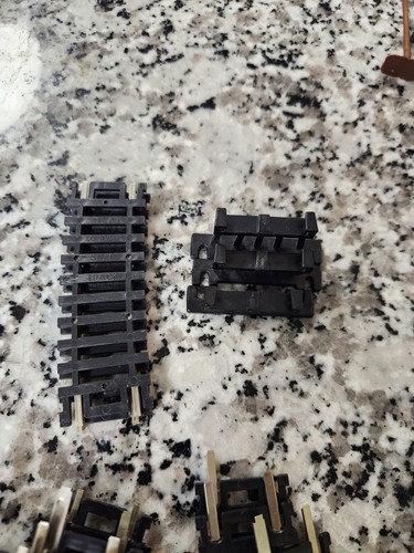 Over 50 Atlas, Bachman, Life Like, No Name Tracks HO Scale Black w/Brass Rails - Picture 2 of 10