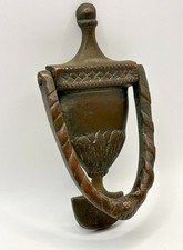 Echter antiker Türklopfer im viktorianischen Stil aus Messing