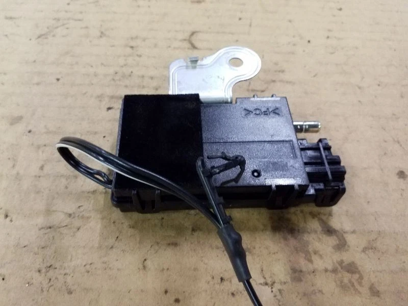 Radio Antenna Amplifier Amp Fits 15 16 17 Ford Expedition - Image 4 of 4