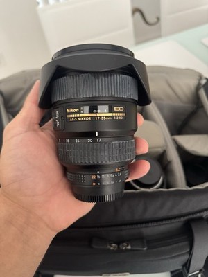 Nikon AF-S Nikkor 17-35mm f/2.8D ED IF Wide-Angle Zoom Lens   F-Mount, with Hood