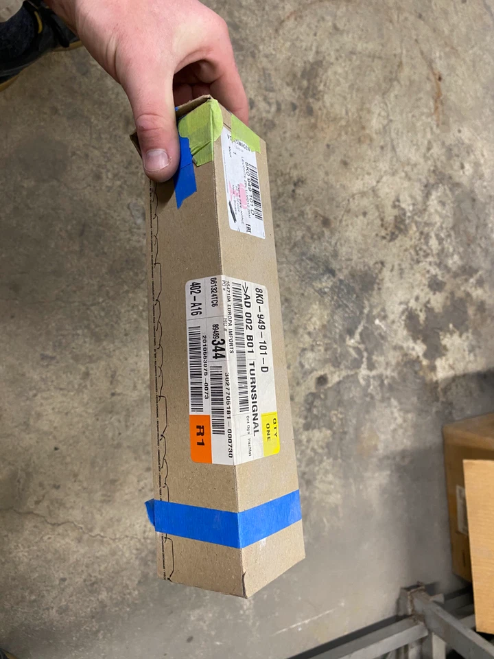 Audi A3/A4/A5/RS5/S4/S5 2010-2017 OEM nuevo conjunto de lámpara de señal de giro 8K0949101D Foto 2 de 4