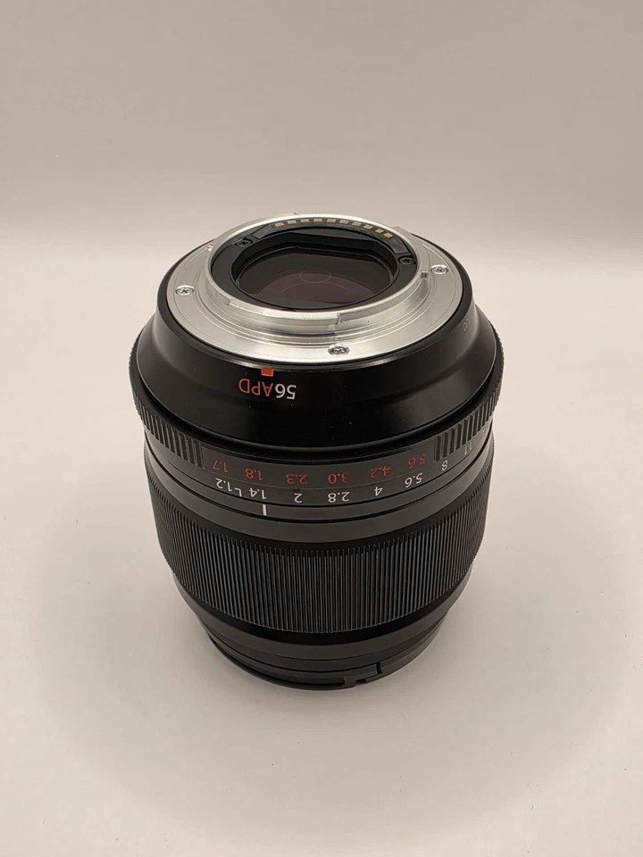 Fujifilm XF 56mm F1.2 R APD lens in Excellent condition - image 3 of 4