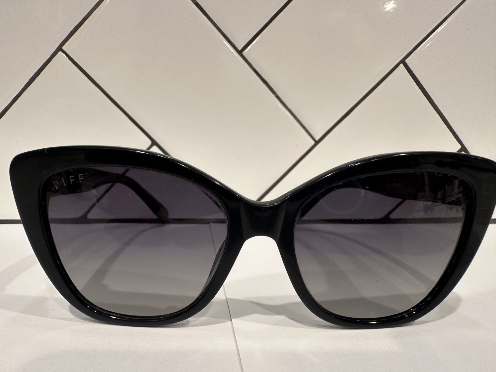 DIFF Eyewear Ruby Polarized Sunglasses Black Cat … - image 4