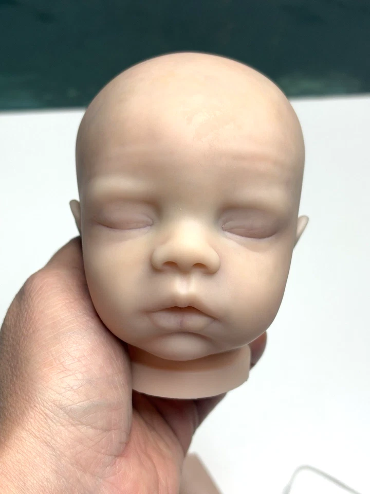 16" Megan BB Reborn Kit Baby Doll by Pat Moulton Lightly Painted w/ Body Cloth - Image 4 of 4