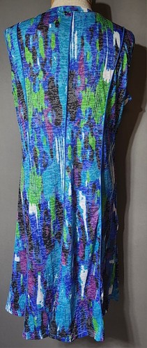 Size M, Dress By Periwinkle, Sleeveless Blue Abstract Breathable Design Lite Wt. - Picture 6 of 15