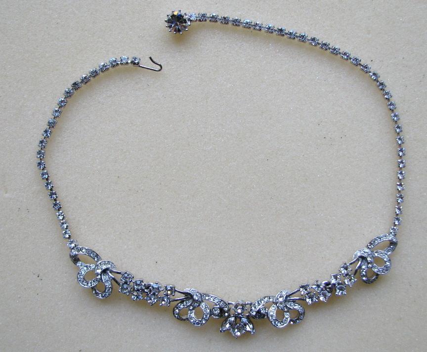 Art Deco Crystal Rhinestone Necklace Lovely - image 3