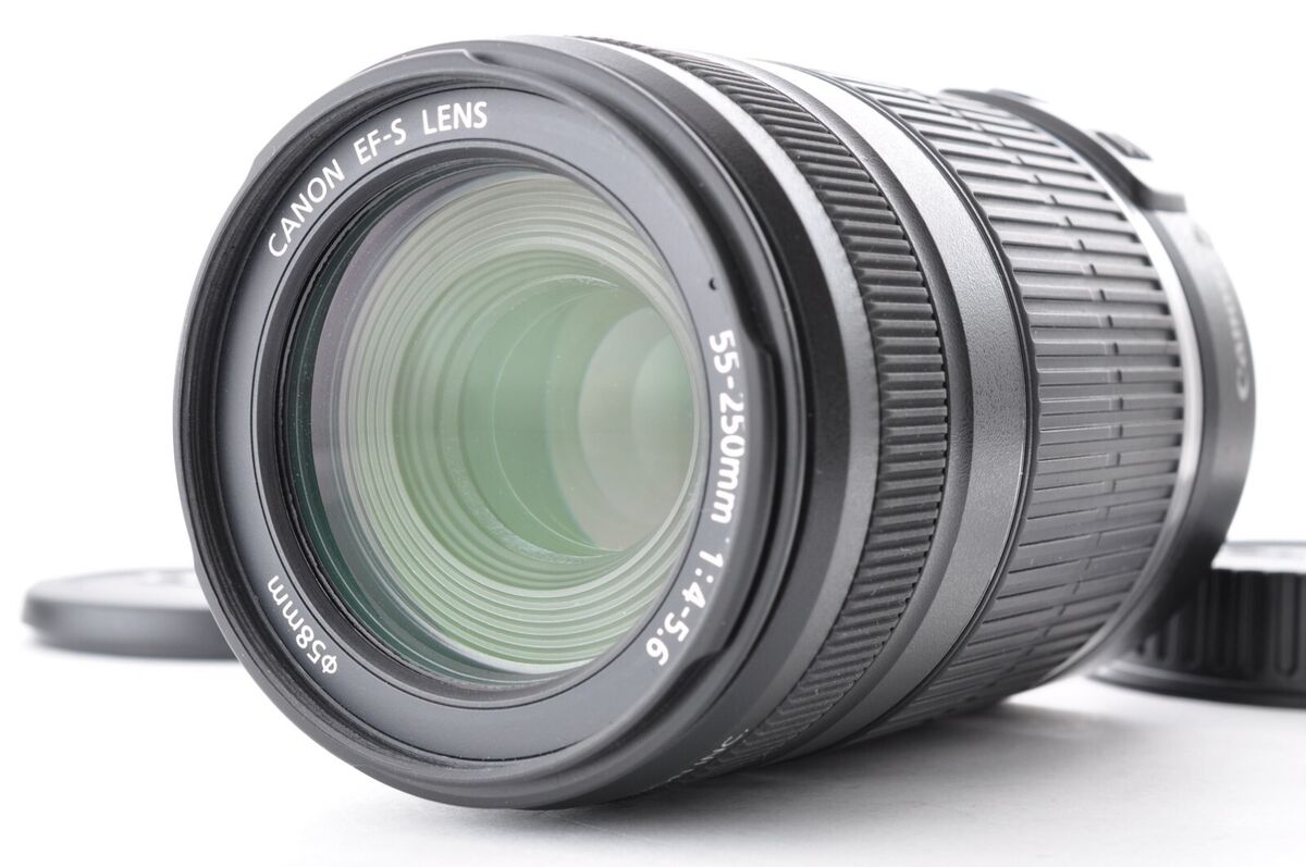 Canon Zoom Lens EF-S 55-250mm f/4-5.6 IS Near Mint APS-C Canon Zoom Lens EF-S 55-250mm f/4-5.6 IS Near Mint APS-C