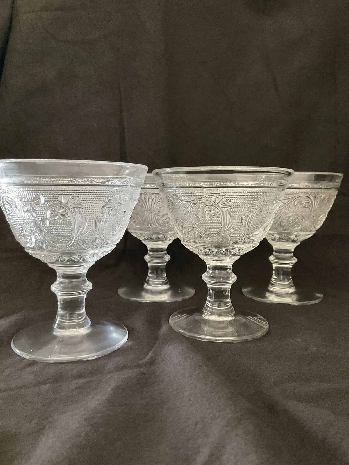 4 Vintage DUNCAN MILLER pressed glass SANDWICH pattern ice cream sherbet dishes