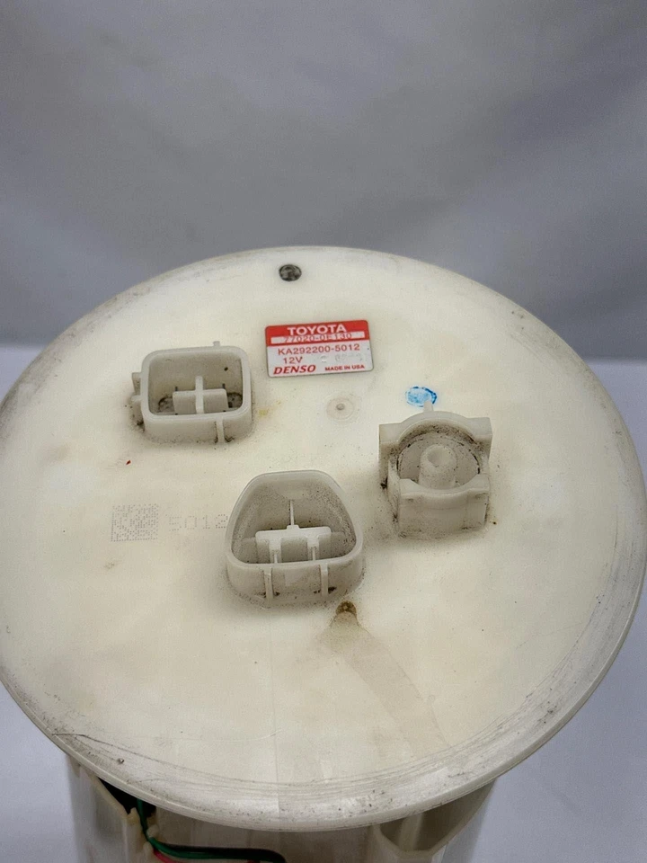 Toyota Highlander fuel pump 2017 to 2019 assembly OEM 770200E130 3.5L vin Z - Image 4 of 4