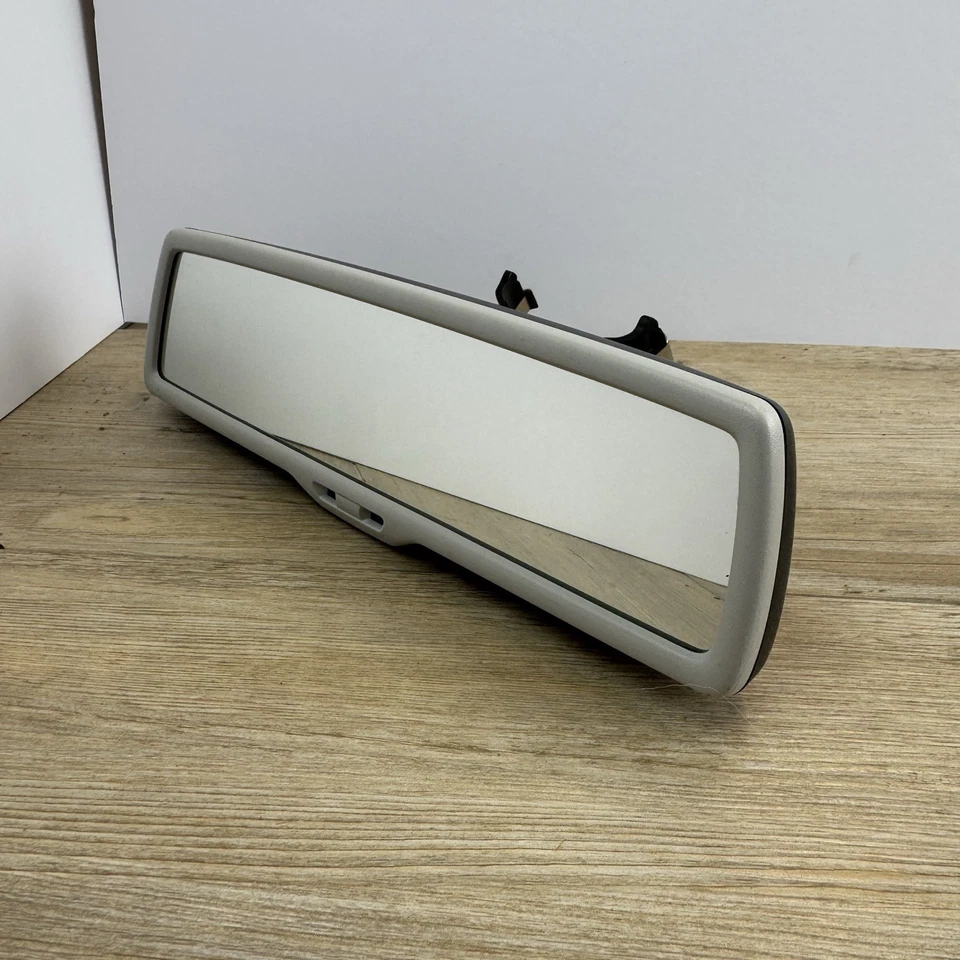 2009-2018 Volkswagen Tiguan Passat OEM 1100011 Interior Rear View Mirror - Image 4 of 4