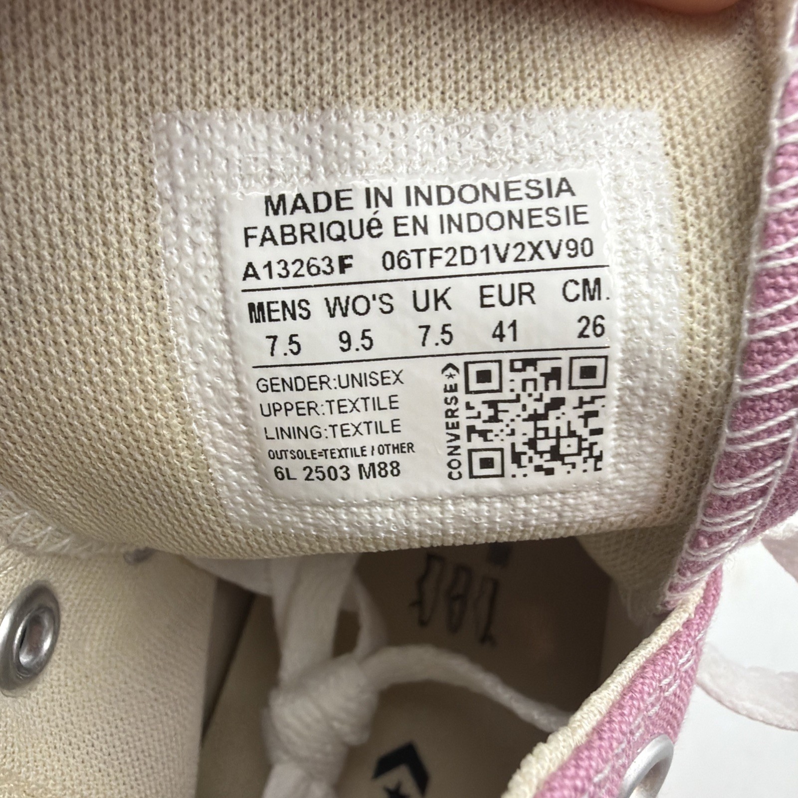 Unisex CONVERSE Chuck Taylor All Star Canvas HI Cliffside Rose A13263F M7.5 W9.5 thumbnail 7