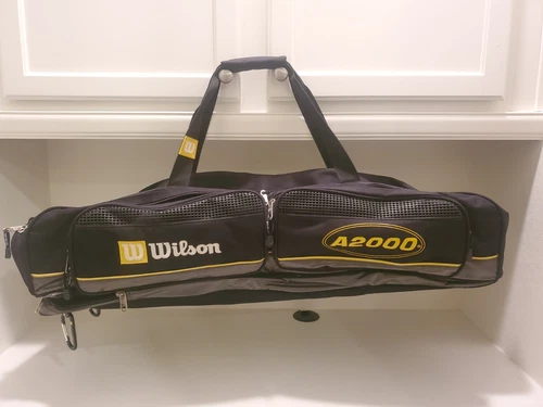 Wilson A2000 Baseball Player Style Bat Bag  Vintage Rare EXCELLENT CONDITION