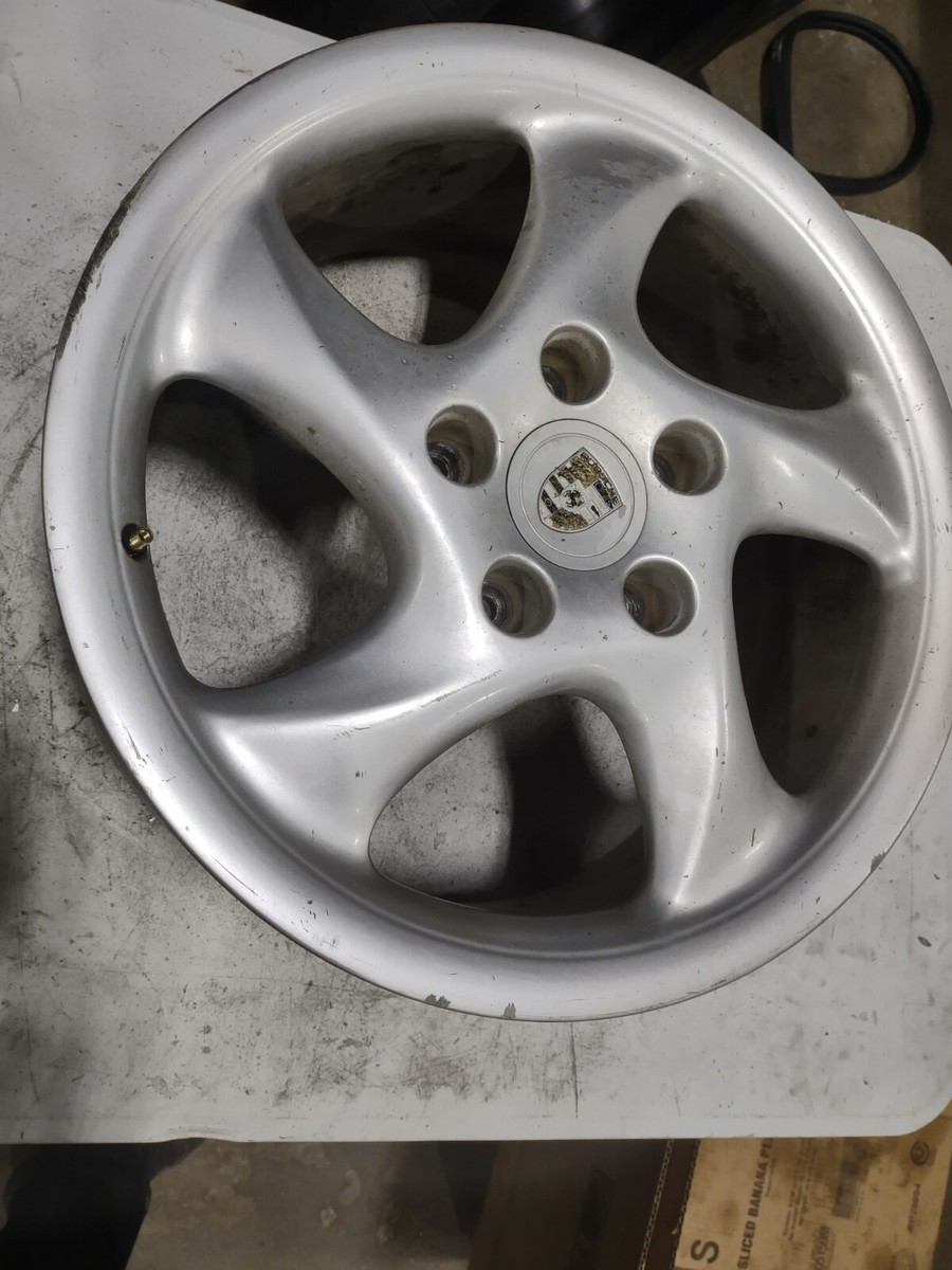 Porsche 996 986 Boxster 993 Front Wheel 99336213406 - 18/7.5 ET 50