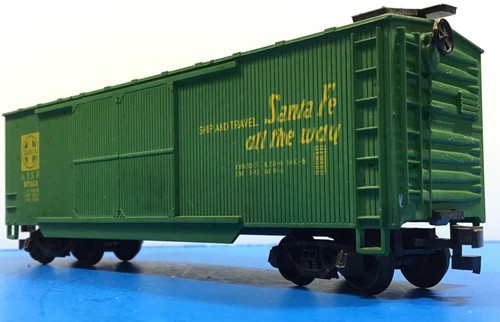 AHM Brand "ATSF - Santa Fe All The Way" 67392 Freight Train Box Car # 14 - Picture 2 of 12