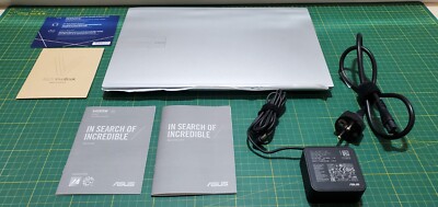 Asus Vivobook Pro 15 OLED K3500P i5-11300H 16/512GB 15'' QWERTY Ausstellung_2.7_2