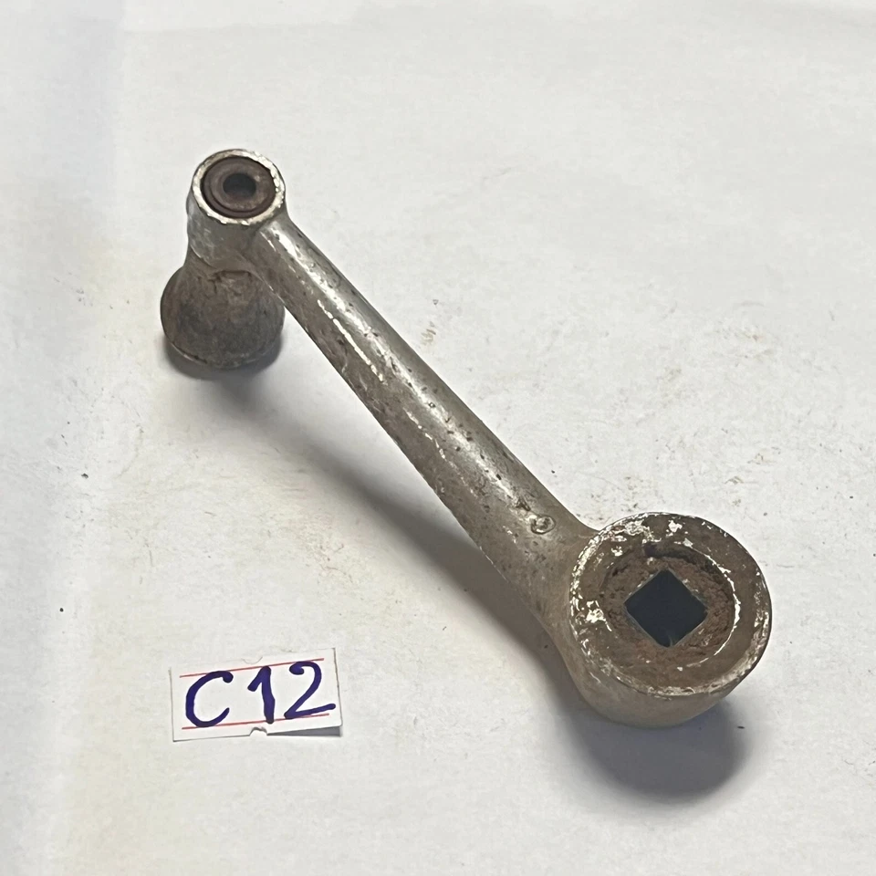 Used Original 1939 1940 41 42 43 1949 Chevy GMC Truck Window Crank #C12 / OTH-B5 - Изображение 4 из 4