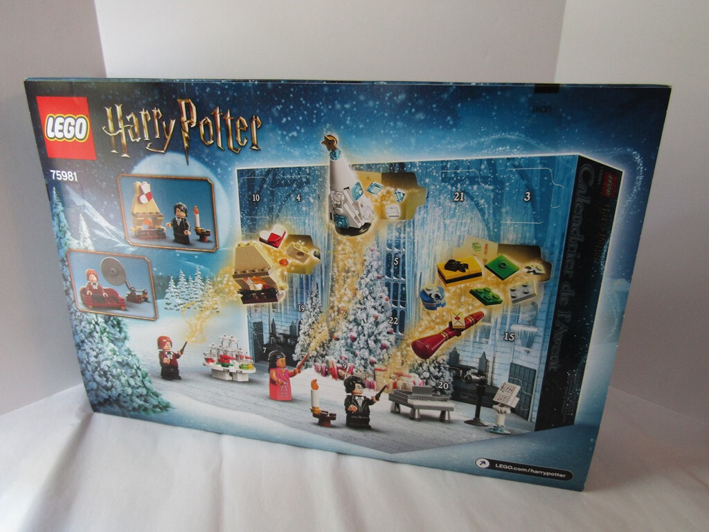 LEGO Harry Potter 75981 Advent Calendar from 2020 Ron Weasly Yule