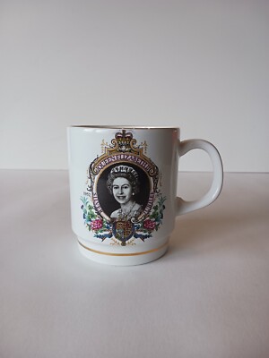 Vintage Poole Pottery (England) Queen Elizabeth II 1977 Silver Jubilee Mug/Cup
