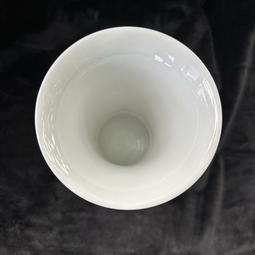 Vintage Kaiser Melodie Small Vanity Vase Designed by K Nossek Germany Porcelain - Picture 4 of 6