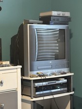 Toshiba 20” CRT, Ps1,ps2, Av Switcher Toshiba 20” CRT, Ps1,ps2, Av Switcher - Image 1