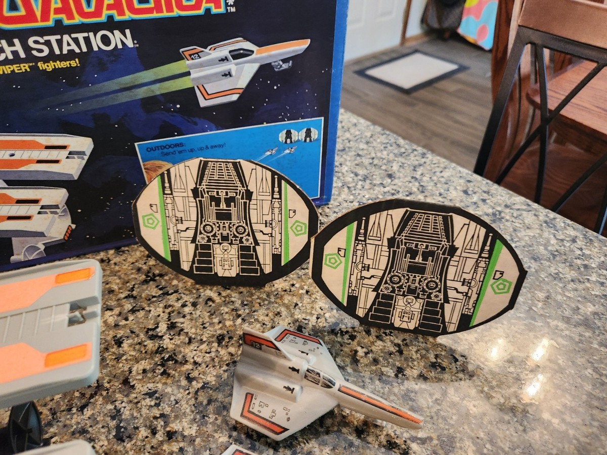 その他 Battlestar Galactica tt0077215-001_1200x1200.jpg?v=