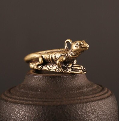Solid Brass Lizard Statue Animal Keychain Car Hanging Miniature Tea Pet Ornament