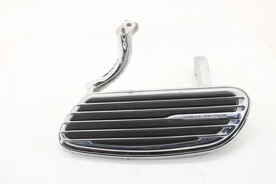 Reposapiés delantero derecho Harley Davidson Touring CVO 09-13 Foto 2 de 4