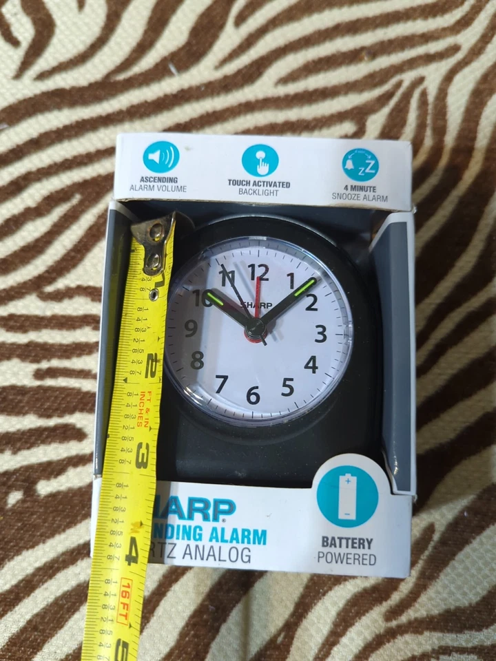 Sharp Quartz Black Analog Ascending Alarm Clock Battery Operated - New In Box - Image 2 of 4