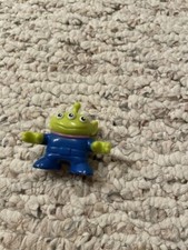 2 Disney pixar toy story alien 3-eye 2" authentic