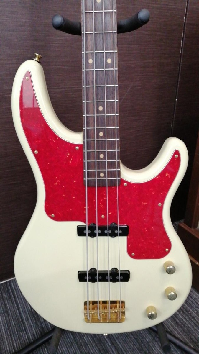 YAMAHA BB-STD 1997年製　エレキベース YAMAHA BB-STD White Made in Japan 1997 Solid Body Electric